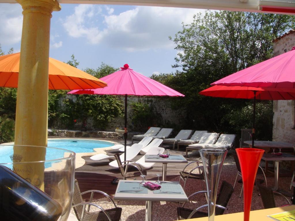 L'Hedoniste Hotel Chérac Exterior photo