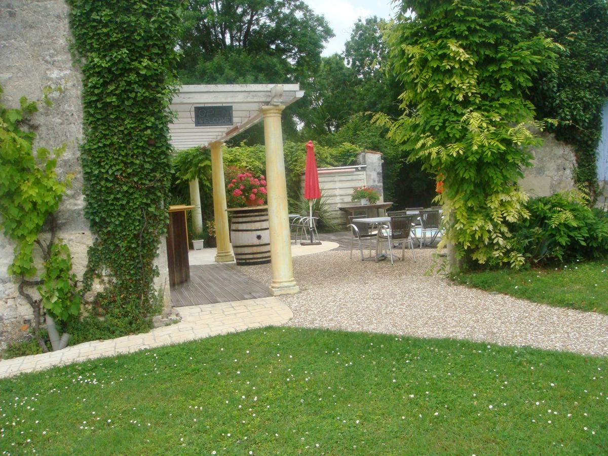 L'Hedoniste Hotel Chérac Exterior photo